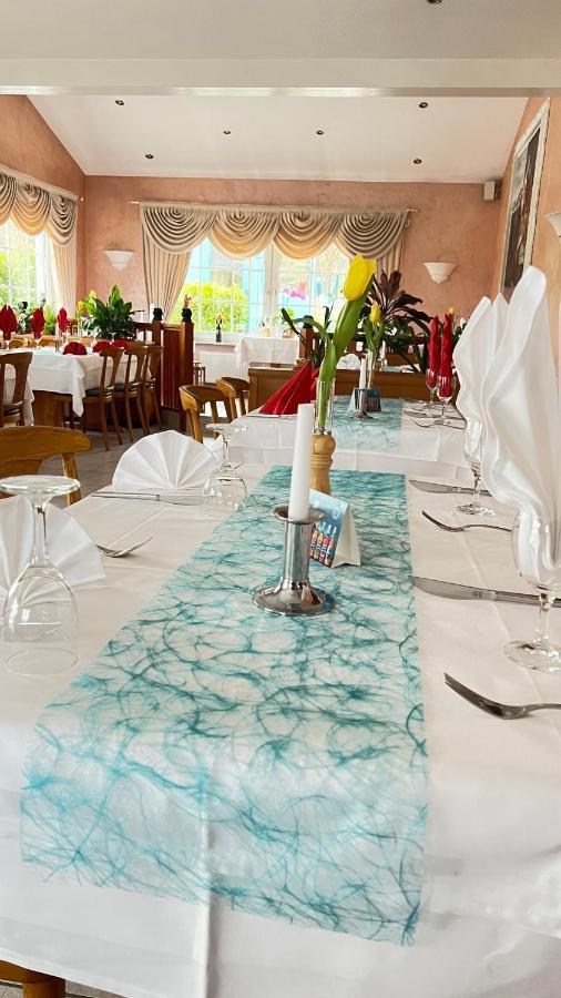 Hotel & Restaurant Am Kirschberg Alten Buseck Eksteriør bilde